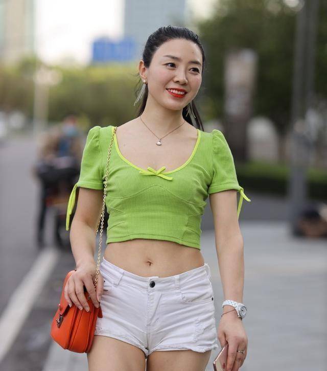 瑜伽裤的装扮时髦又高级出街凹造型必备摩登范十足米乐M6 M6米乐(图3)