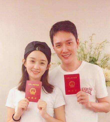 赵丽颖结婚微博瘫痪超鹿晗，冯绍峰被叫捕鱼达人，这届网友很优秀