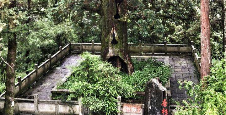 云南大理这个寺庙，《天龙八部》中的段誉在此出家，是天龙寺原型