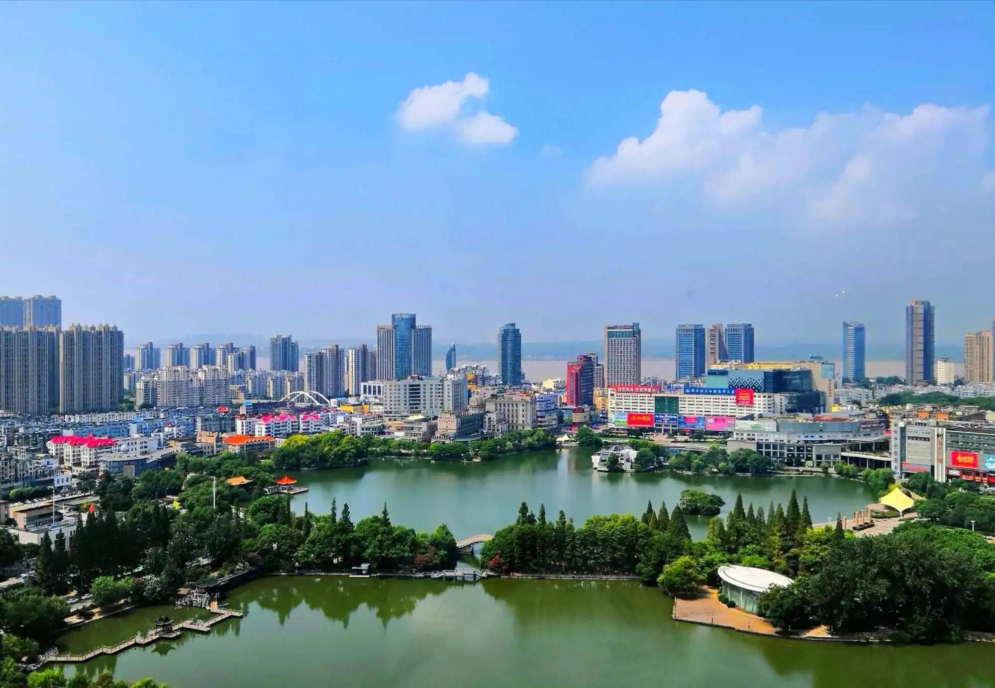原创             长三角41市上半年GDP：宁波领先无锡，芜湖第21，9市不到千亿