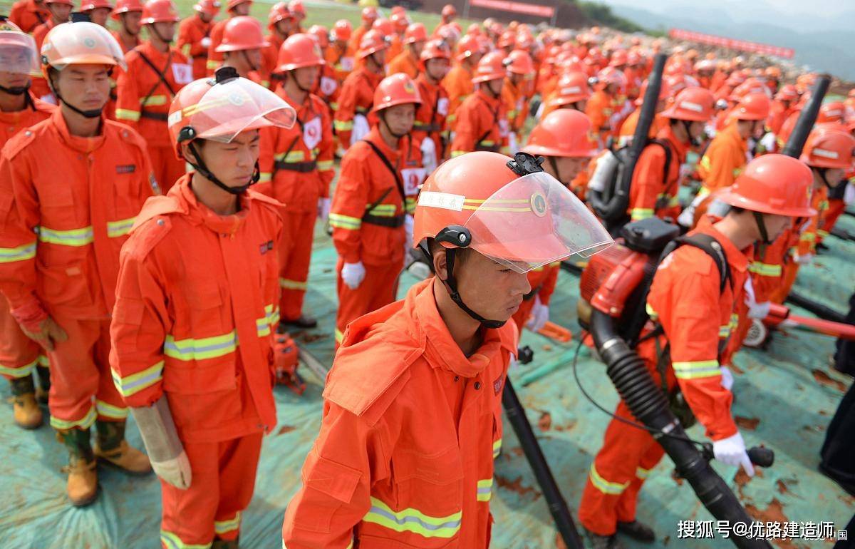 和谐美好的社区离不开应急救援员的付出