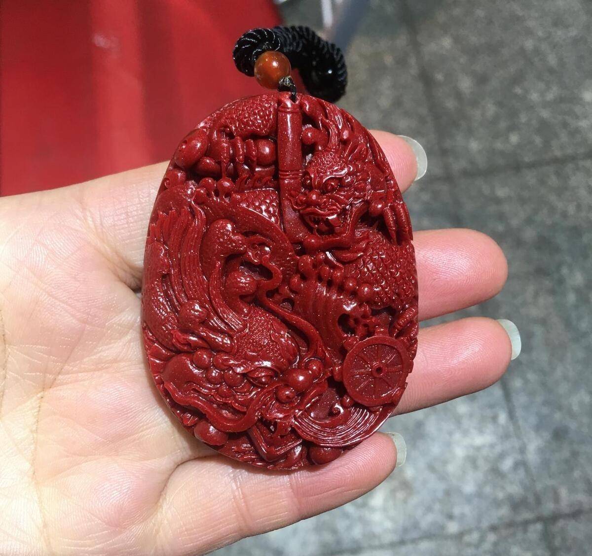 解析朱砂首饰的魅力与用途