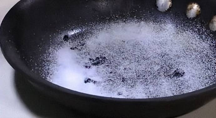 原创为什么又有很多人开始囤食盐了？其实，大家完全不用过于恐慌