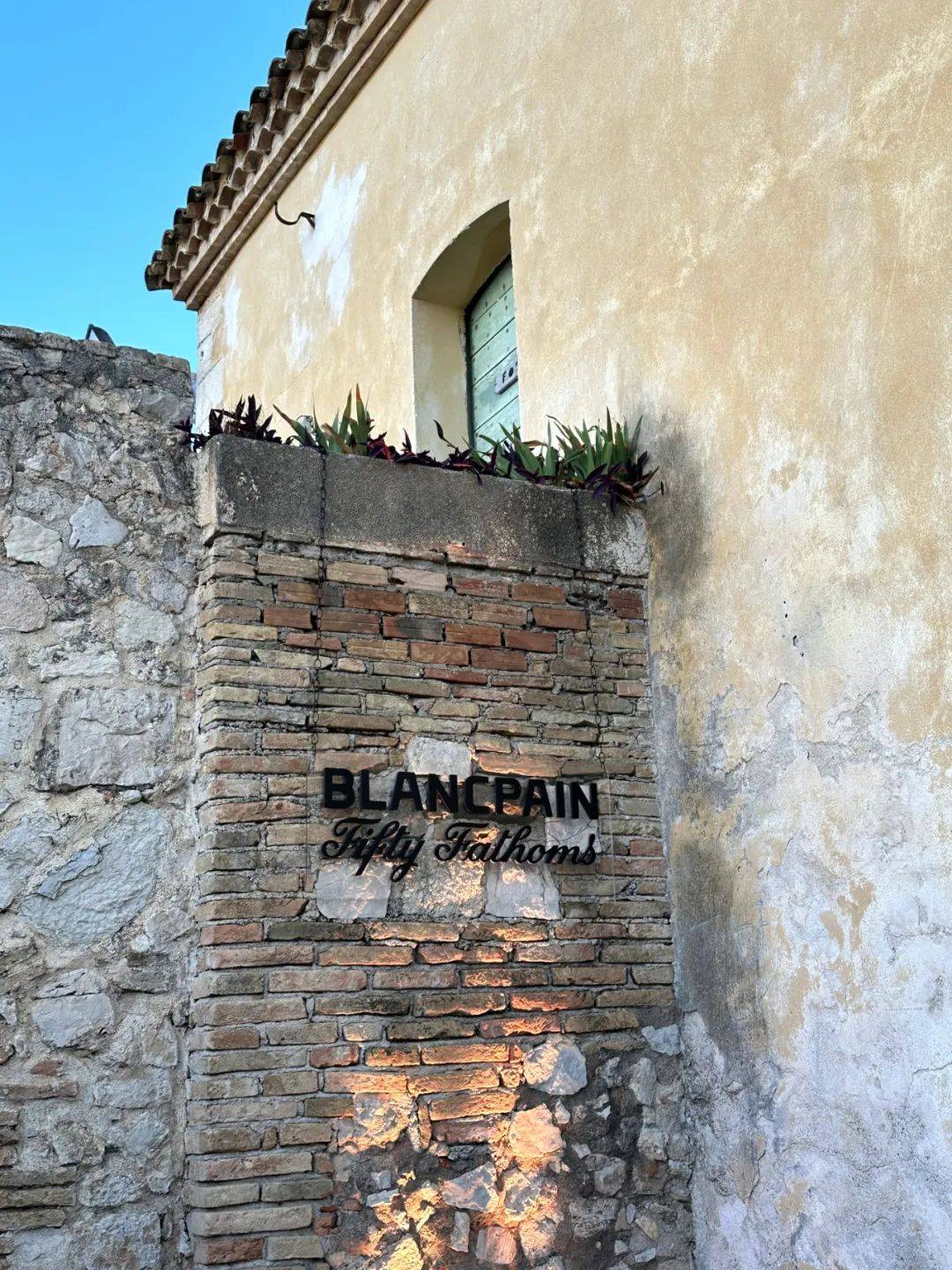 ������ʮ�x�ֳ�������Ʒ!�����Ϸ�,�ͻ��������ĵ�һ���֤����