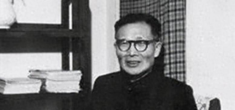 周立波不幸染病在京逝世，把一生积蓄捐献国家，妻子瞬间泣不成声