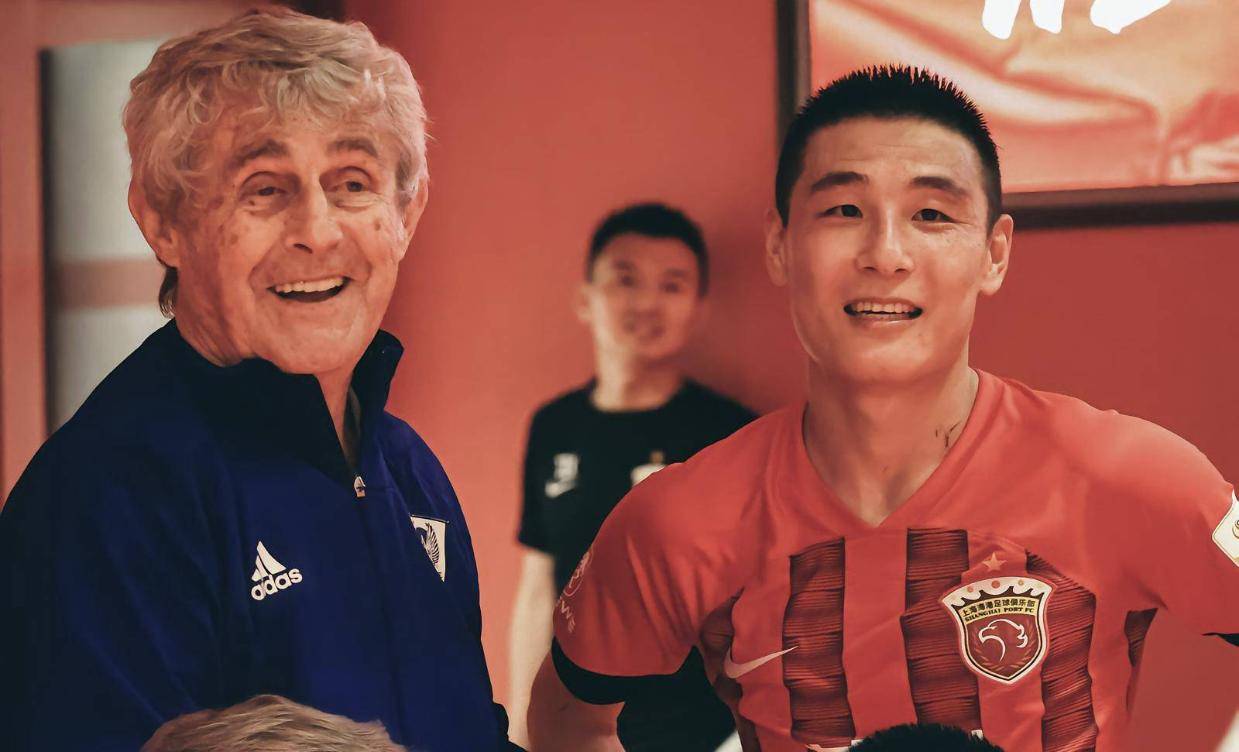 宣布赴任，79岁米卢重返中国，助力国足青训，年薪网络曝光，搏世界杯