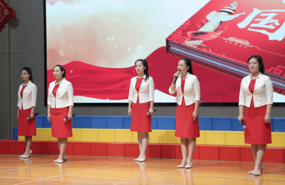 篇章:国富民强 颂中华舞蹈《我的中国》甜蜜尚派艺术团 朗诵《诗颂中华》