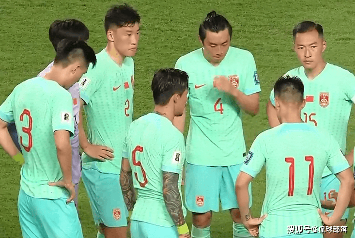 0-4！亚洲第30垫底，国足变3流，极端化情况：3支中国球队全部直接出局