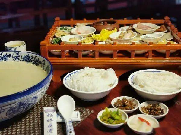 蒙自gdp_倾力打造家门口的世界贸易平台(3)