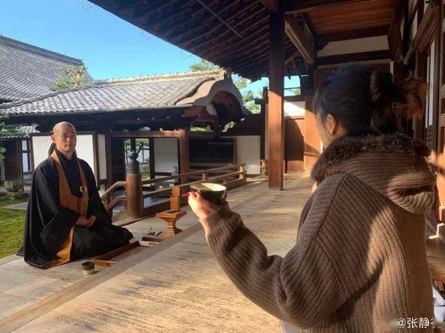 北大最"土"女生,撕开了多少人的伪装:当代成年人,撑不过5分钟
