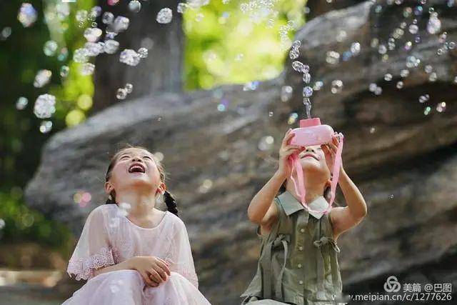 拍照活泼可爱 0c317ab1842d45c2a1f83348fc05394b.jpeg