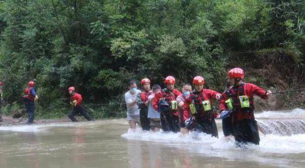 灵川三街人口_广西灵川紫云英图片(3)