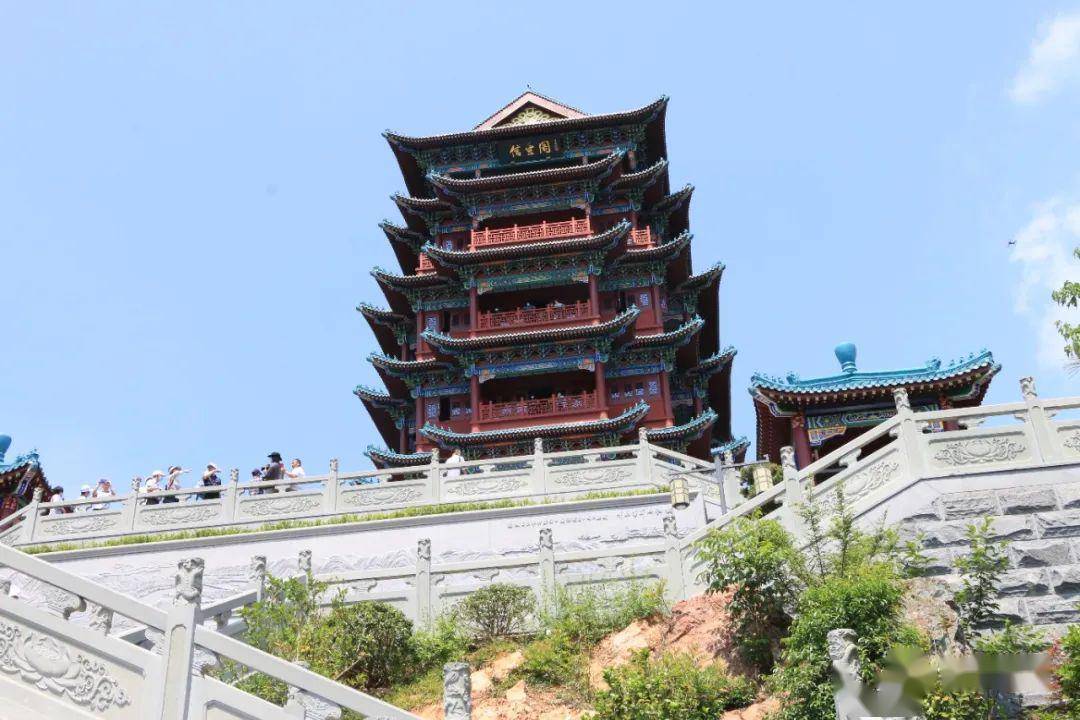 谷山景区呼唤您 带上身边的那个她/他 来一场家门口的旅行 登信丰高阁