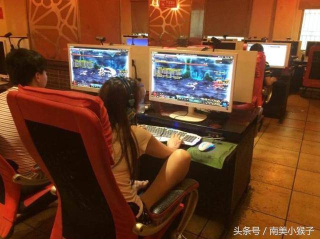 网吧通宵玩啥 113fd64dacdd42759b3b894bd7dd2570.jpeg