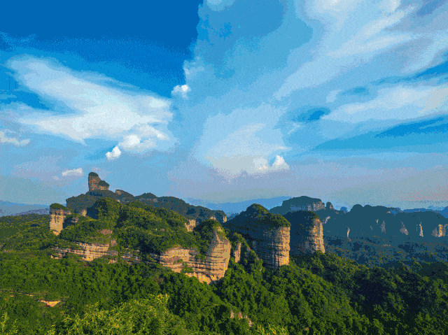 你怎能错过 韶关始兴客家围,丹霞山二天游 原价:599/人 现价:488/人