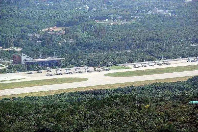 △苏州光福机场 2004年,苏州将新建国际机场列为头号政府研究项目