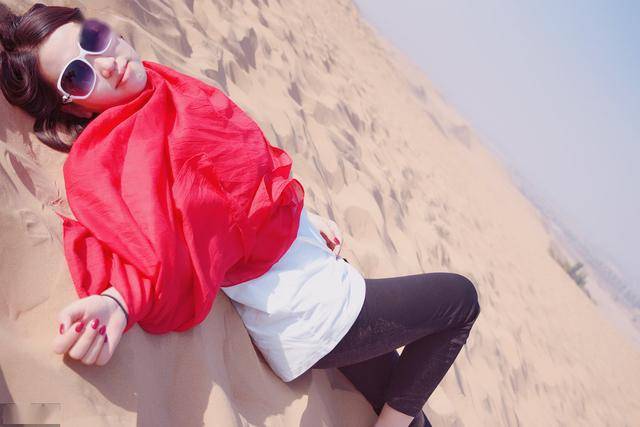 迪拜gdp2020_2020迪拜跑车图片(3)