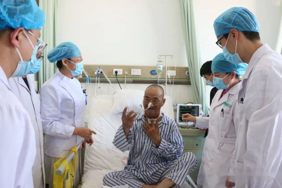 "重磅!"集团人民医院耳鼻喉科成功开展首例喉癌切除手术