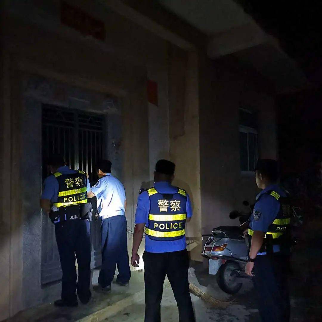 派出所人口普查中抓获逃犯_人口普查(3)