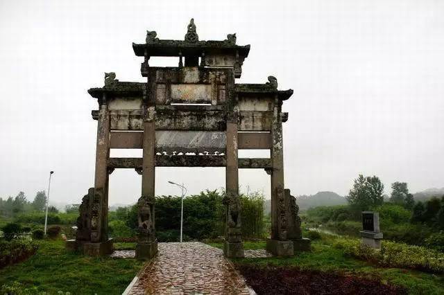 安徽泾县九峰村百岁牌坊(4)节孝坊,多表彰节妇烈女,孝子孝女;贞洁牌坊