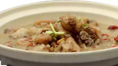 猪脚炖什么比较补 31bd48da9d43463d92bb7b6d114017e4.jpeg