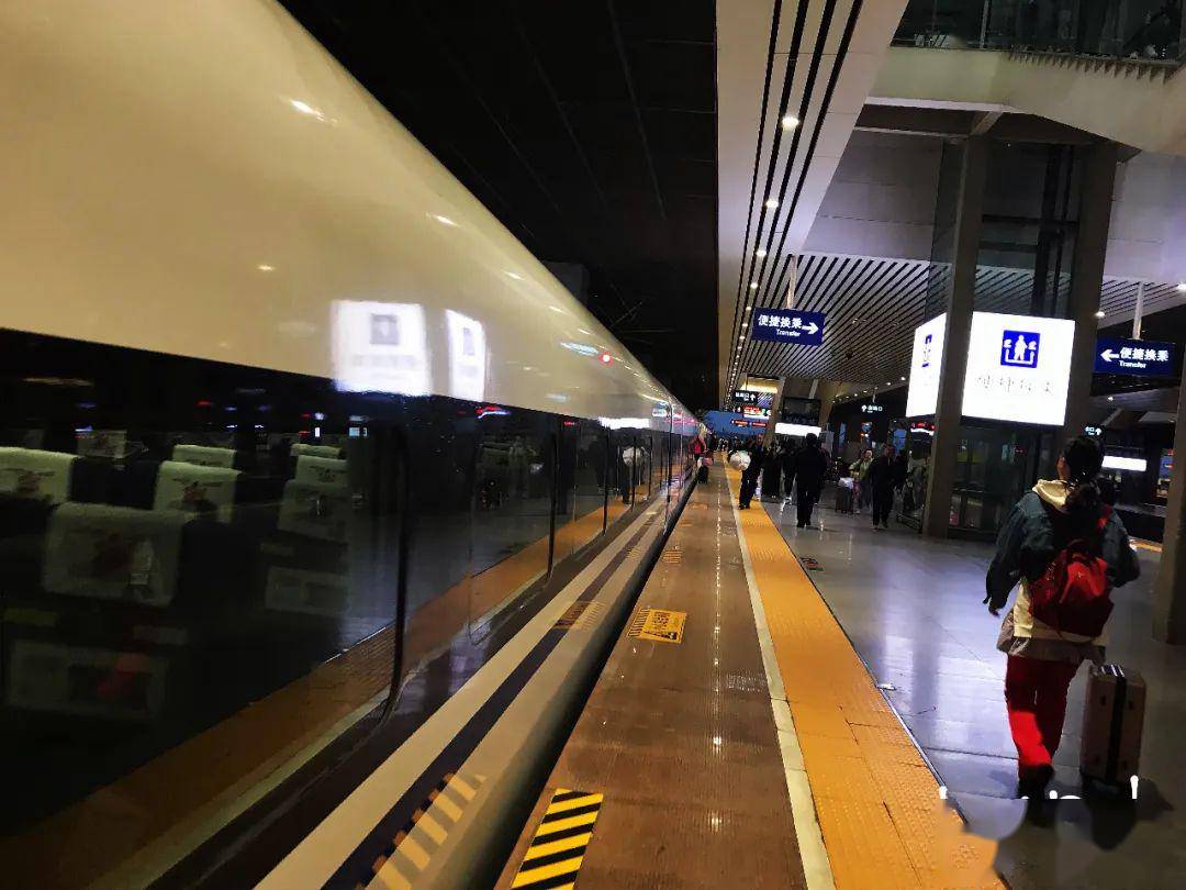 孙正义绷不住了？1000亿美元愿景基金计划裁员