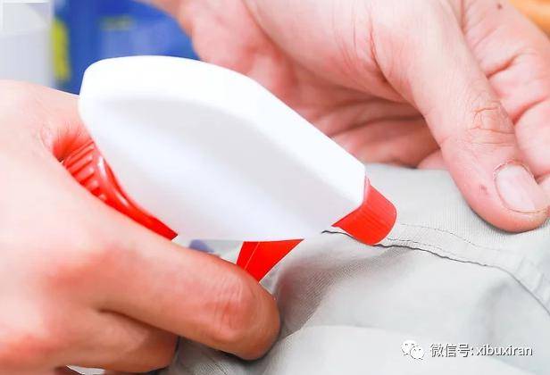 用什么方法可以去除口香糖 a1d6b4aa4b5d4fb78b5e08475289e086.jpeg