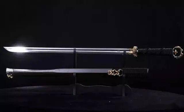 汉代骑兵手中的战场利器——凶悍霸气的环首刀_铁刀