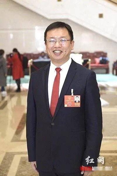 力尔董事长_明日方舟史尔特尔图片