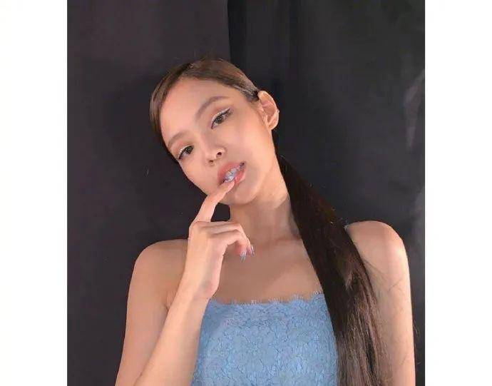 圆脸比瘦绝不会输陈芊芊才80斤被嘲胖?get这3点