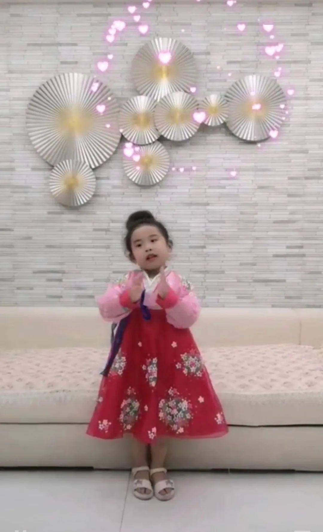 儿童小视频女生 d3ba663900e0458b9964b6082c6a798d.jpeg