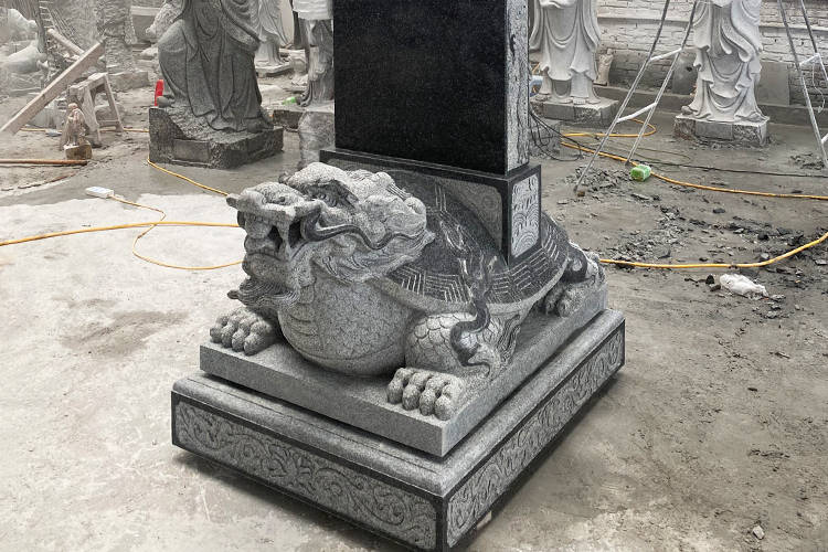 龙头龟身背有石碑石雕龟驮碑雕刻