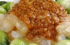 老上海年夜饭上的一道大菜，蟹粉蹄筋