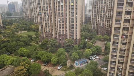 房价涨2000元/㎡！挂牌7天就成交，南京这个小区火了