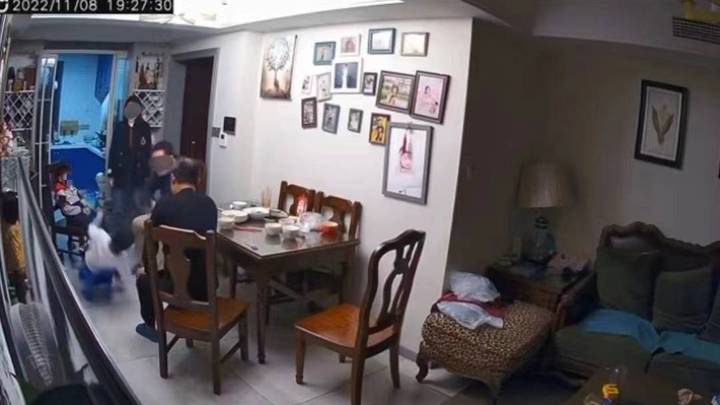 孩子起冲突,家长能插手吗?