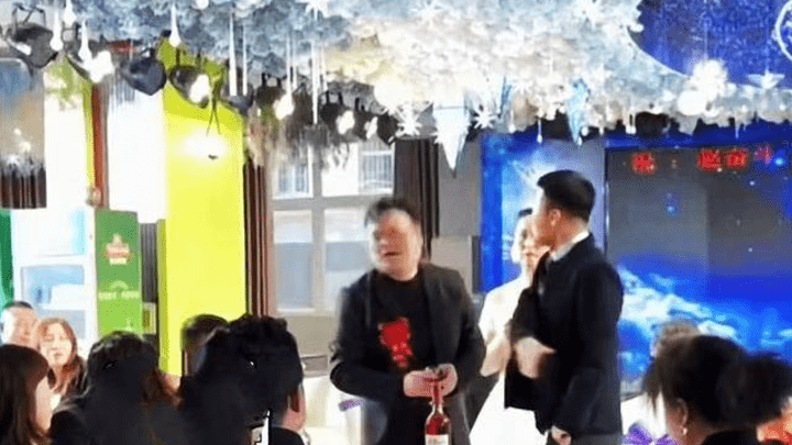 外地新郎迎娶河南新娘,婚礼现场被新娘表哥掌掴,你能忍吗?