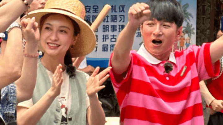 李维嘉时隔1年同框,你觉得男方衰老皱纹多吗?