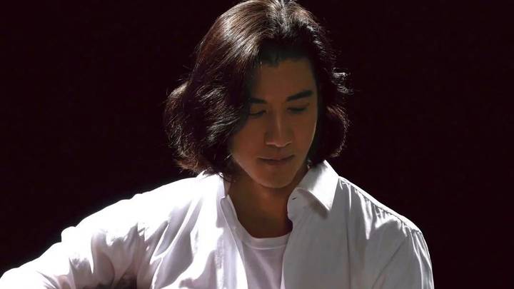 李靓蕾吐槽王力宏消费孩子,你认为是真的吗?