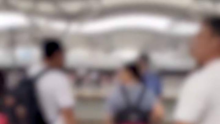 旅客在火车站问路被工作人员怼回去多读书再坐车,应该严肃处理吗?