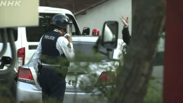 日媒称长野县一人持猎枪和刀具与警察对峙,已致多人受伤,你怎么看?