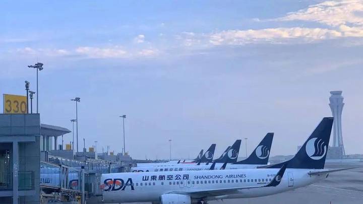 上市23年,山东航空3年巨亏百亿,值得点赞吗?