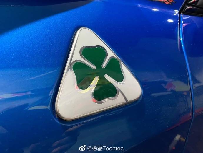 阿尔法罗密欧四叶草giulia29t双涡轮改装德国techtec定制ecu电脑