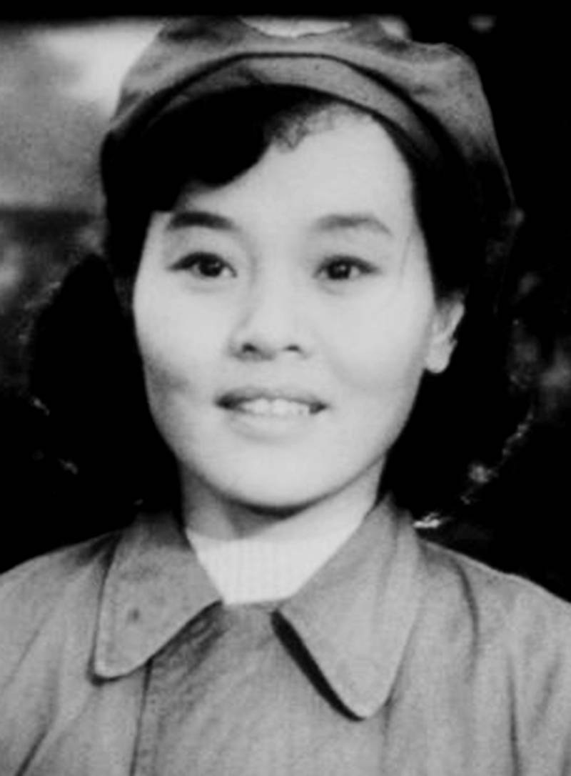上影老演员,曾出演李纬温锡莹妻子,《今天我休息》饰仲星火恋人