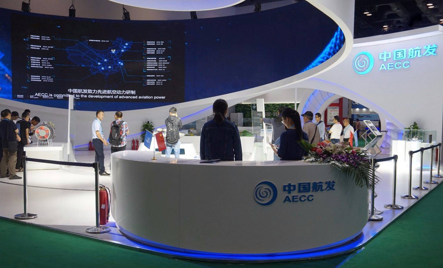 美刻作为航空展会专业搭建商携中国航发打造最具科技感的展台