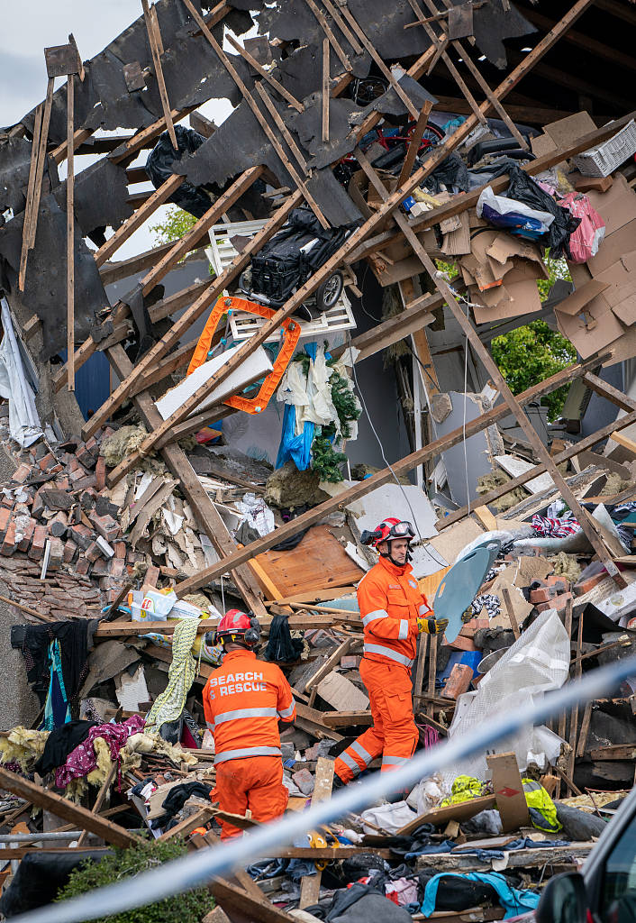 1/ 12 当地时间2021年5月16日,英国兰开夏郡海瑟姆地区发生疑似煤气