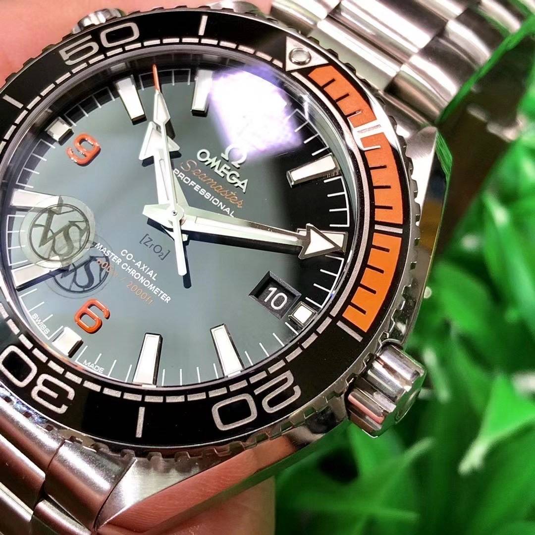 小益腕表:vs厂欧米茄海洋宇宙 四分之一橙 海马600腕表