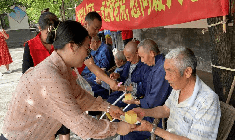 大妙镇:走进敬老院,慰问暖人心