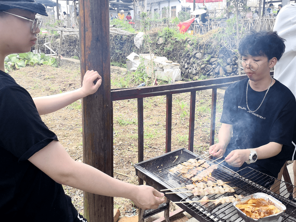 义乌办浦江上河村一日游夏天来了烧烤玩水走起