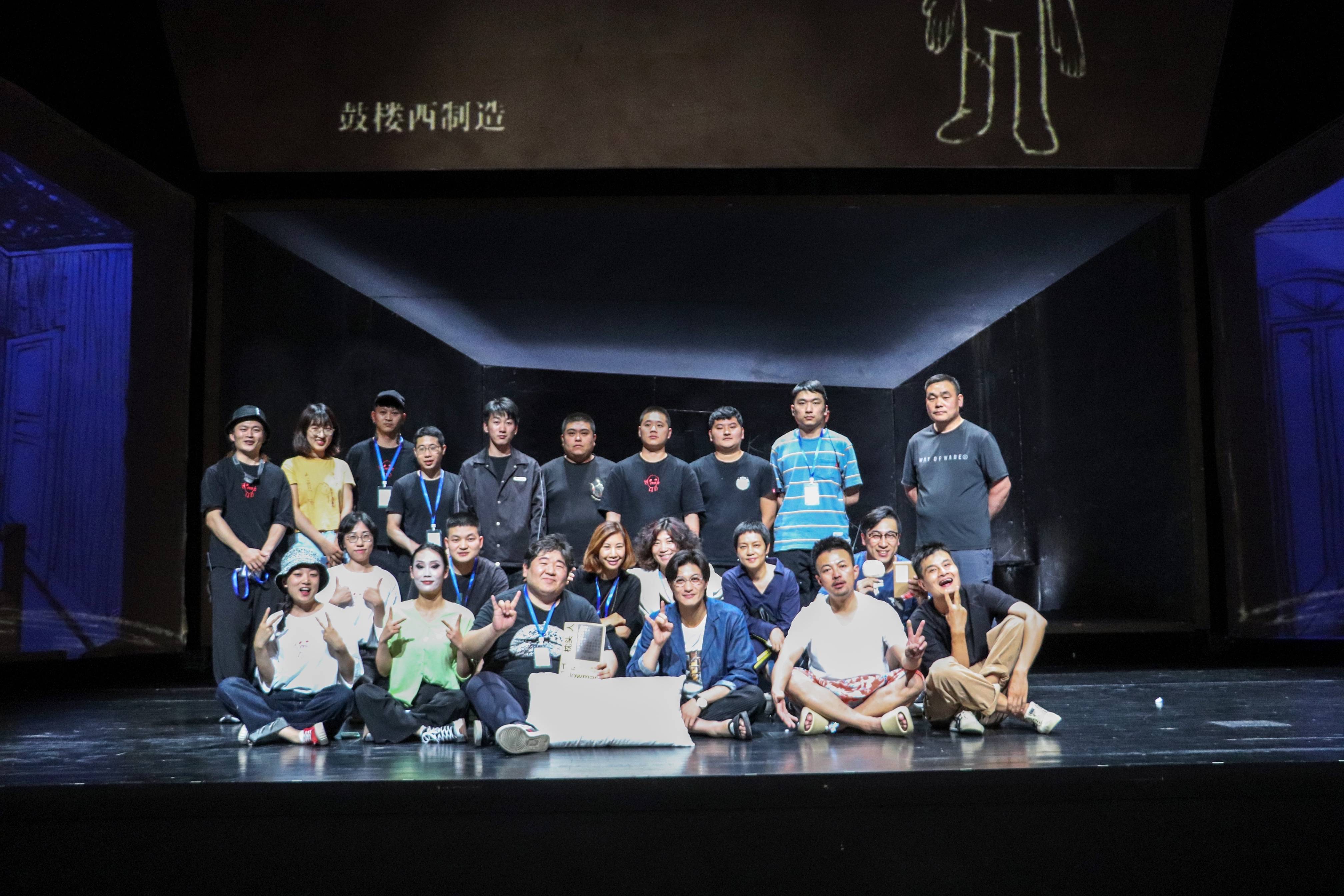 话剧《枕头人》上半年全国巡演圆满落幕 周一围林家川致敬经典守护