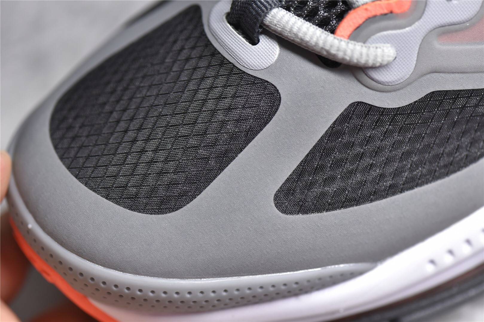 耐克 灰橙全掌气垫 nike air max genome 跑鞋评测
